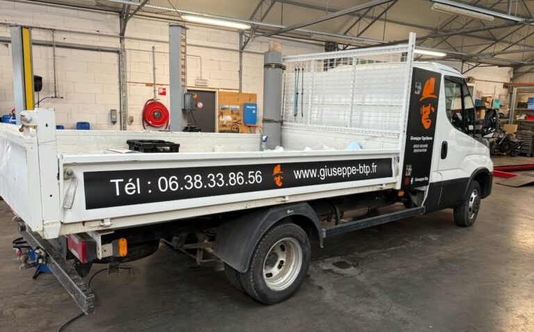Camion Utilitaire pour Giuseppe BTP